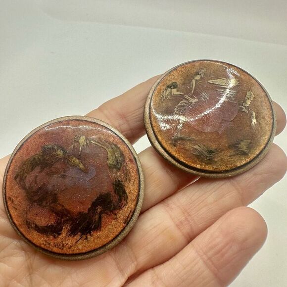 Large round artisan clip on earrings - Picture 3 of 10